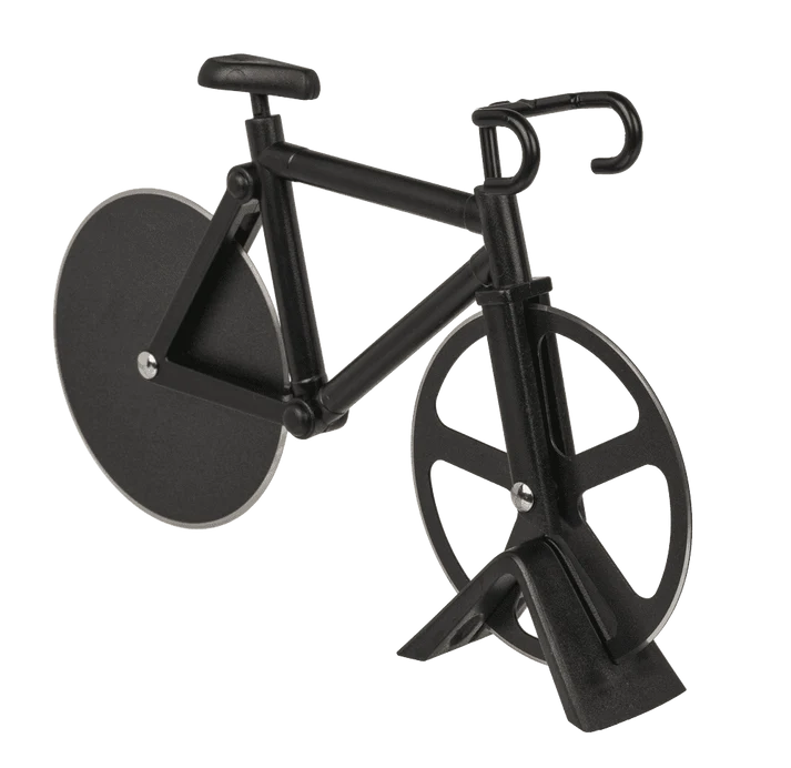 Cortapizzas con forma de bicicleta negra y dos ruedas para cortar pizza