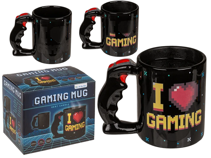 Taza gaming termosensible negra I Love Gaming con diseño pixelado, asa de mando y caja de presentación