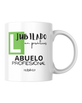Taza “Jubilado, en prácticas”