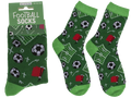 Par de calcetines de fútbol verdes con estampado de balones, campos y tarjetas rojas
