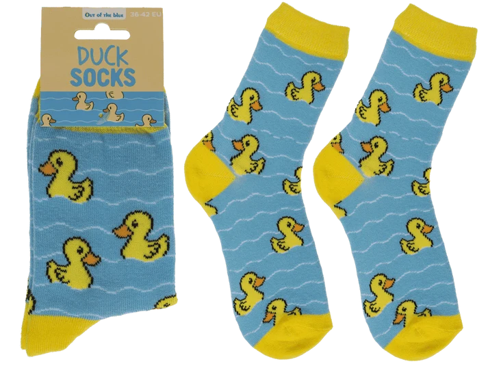 Par de calcetines de pato de goma azules con patitos amarillos