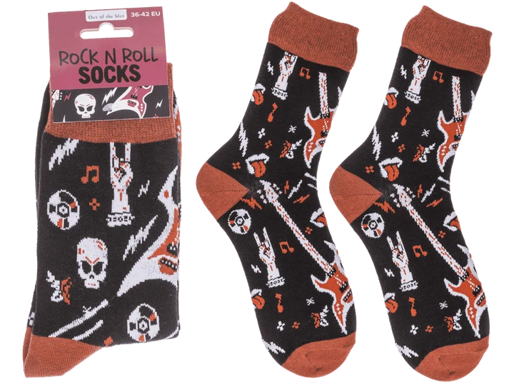 Par de calcetines musicales con calaveras y guitarras