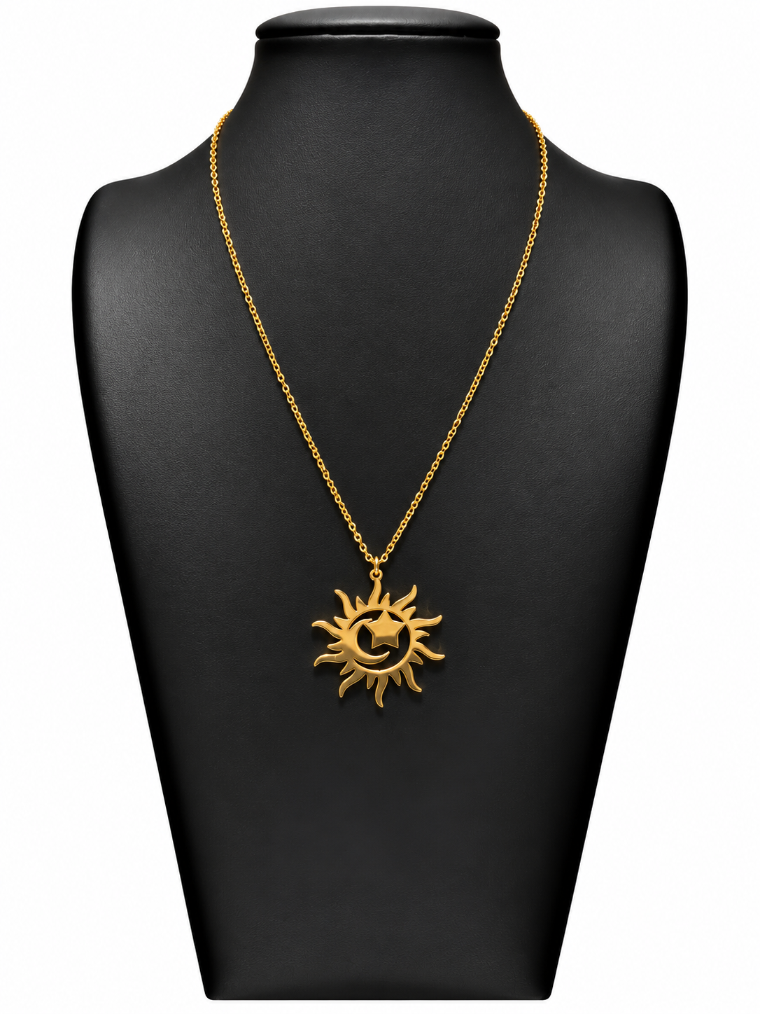 Collar Solana dorado con sol de rayos ondulados, luna creciente y estrella central sobre busto negro