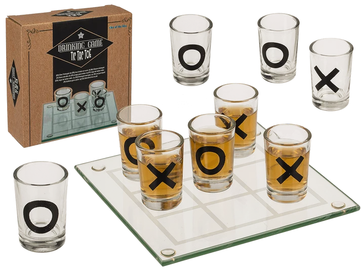 Juego de beber tres en raya con tablero y 9 chupitos