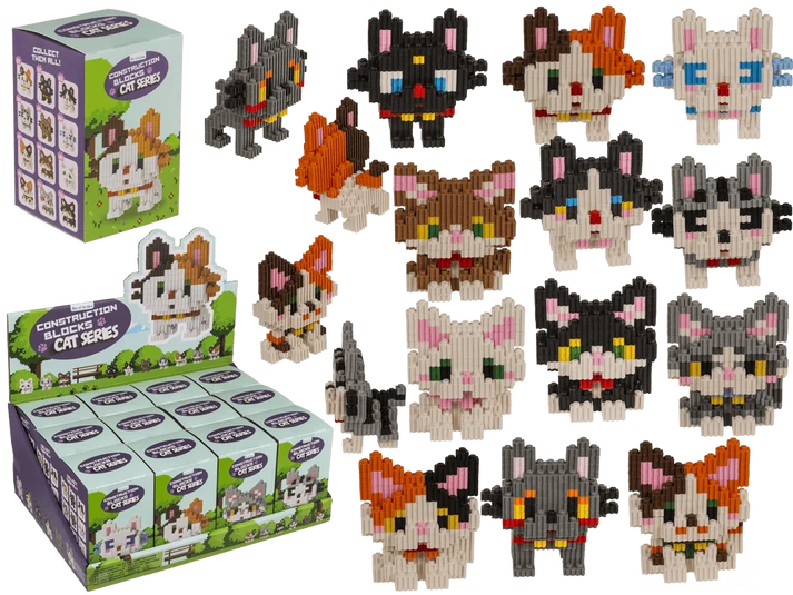 Los doce diseños de gatitos de bloques y exposición de cajas del kit sorpresa