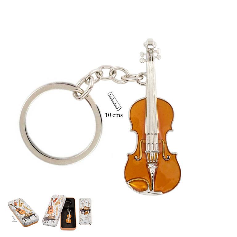 Detalle de llavero con figura de violín marrón y anilla metálica, junto a su presentación en lata
