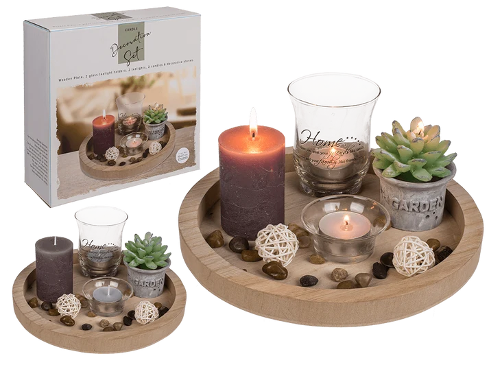 Set decorativo con bandeja redonda de madera, velas, portavelas y piedras